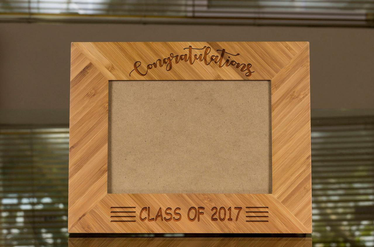 Custom Picture Frame, Engraved Photo Frame, Wooden Photo Frame, Class of 2017 Photo Frame, Wedding, Birthday Gift, Christmas Gift