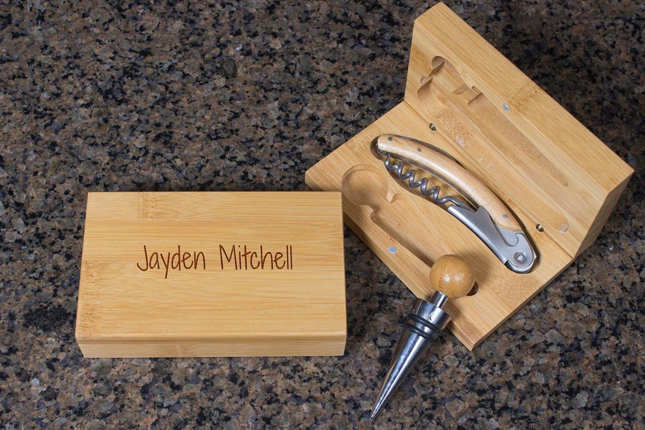 Engraved Wine opener set, Personalized Cork screw Set, Custom Name Engraved Wine Opener set, Wine Party Favor, Christmas Gift.