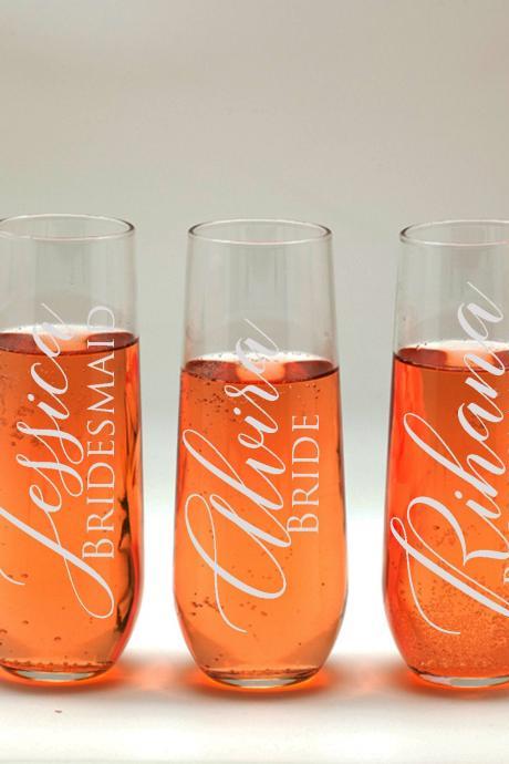 Maid of honor Champagne glass, Bridesmaid names wedding toasts, Wedding stemless flutes, Engraved Wedding Glasses,Customize champagne flutes
