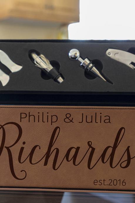 Personalize Wine Box -wedding Wine Box -anniversary Wine Box - Couple Wedding Gift -wine Box- Customize Wine Box- Bachelorettee Party Gift