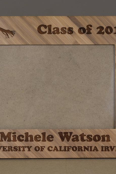 Graduation Custom Picture Frame, Engraved Photo Frame, Wooden Photo Frame,class of 2017 Photo Frame,Graduation 2017 frame,Proud 2017 Student