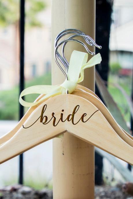 Custom Bride Hangers For Wedding,mrs To Be Hanger,name Hanger,hanger For Wedding Dress,dress Hanger,engraved Hanger,wooden Engrave,wood