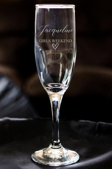 Champagne Flutes,bridesmaid,wedding Favors,personalized Names,wedding Toast Flute,gift For Her, Engraved Wedding Champagne Glass,groomsman