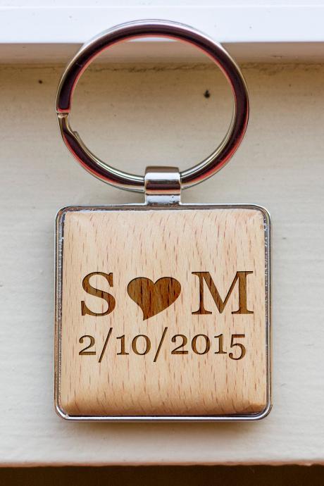 Personalize Key chain, Name key chain, love key chain,custom key chain, wood Engrave key chain, gift for Couple, Gift for BFF